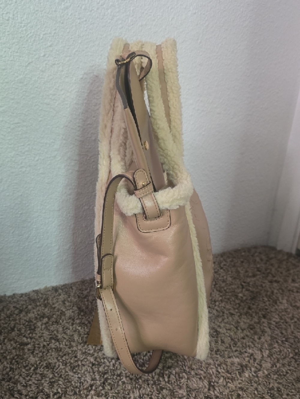 Stella McCartney Tan/Beige Faux Fur Shearling Sherpa Trim Tote W/ Pouch - Picture 9 of 16